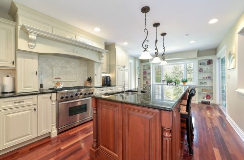 1754 Firth Rd, Palatine, IL 60067-4643