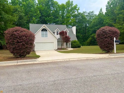 2014 Big Cypress Ln, Locust Grove, GA 30248-2642