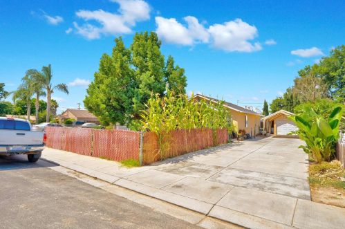 4849 Adams Ave, Salida, CA 95368-9468