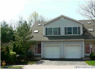 36 Maria Ct, Holmdel Village, NJ 07733-2752