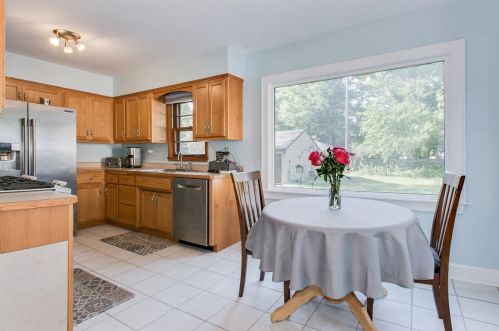 971 Grandview Ave, Saint Paul MN  55113-4437 exterior