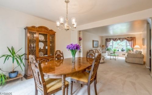 74 Goldfinch Dr, Hackettstown NJ  07840-3023 exterior