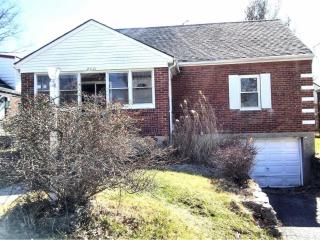 2021 Dallas Ave, Cincinnati OH  45239-4752 exterior