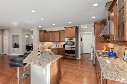 5421 Eaton Park Way, Aurora CO 80016-4292 exterior