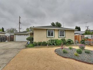 152 Corning Ave, Milpitas, CA 95035-5225