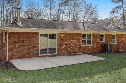 3162 Friar Tuck Rd, Atlanta GA  30340-0026 exterior