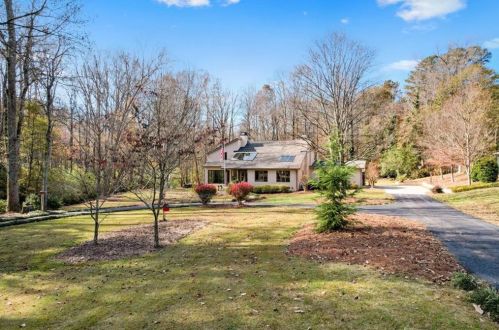 4021 Pine Needle Dr, Duluth, GA 30096-2537