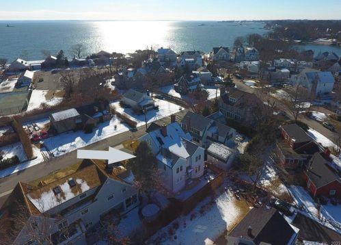 7 Sunwich Rd, Norwalk CT  06853-1637 exterior