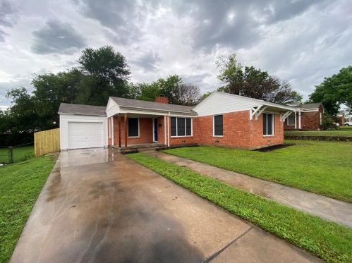 6420 Camp Bowie Blvd, Fort Worth TX  76116-5410 exterior