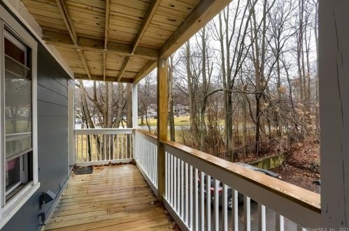 25 Silver St, Waterbury, CT 06705-1037