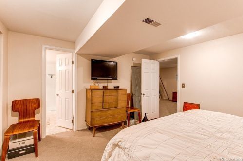 6246 Hinsdale Ave, Englewood CO 80112-1905 exterior