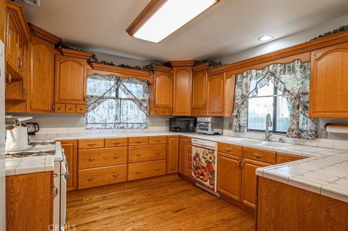 628 East St, Anaheim CA  92805-2131 exterior