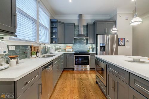 672 Mercer St, Atlanta GA  30312-3520 exterior