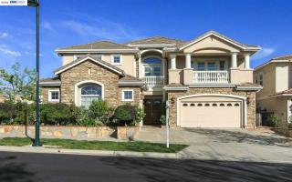 5523 Signal Hill Dr, Pleasanton, CA 94568-1175