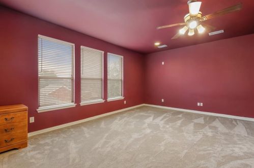 1742 Auburn Dr, Carrollton TX 75007-1452 exterior