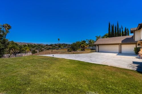 8079 Golden Star Ave, Riverside CA  92506-5710 exterior