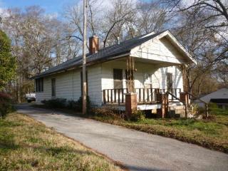 209 State St, Commerce, GA 30529-1922