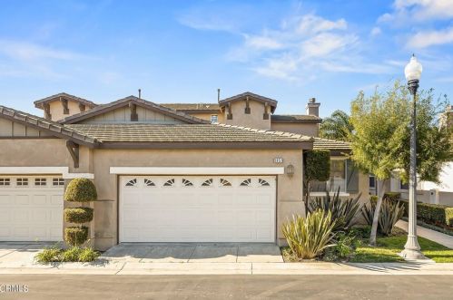 3851 Shakespeare Dr, Oxnard, CA 93033-6868