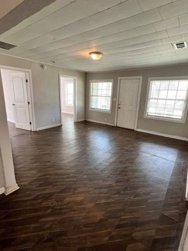 3767 Townsend Dr, Fort Worth TX  76110-4754 exterior