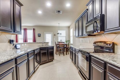 1004 Mdw Grn Ct, Princeton TX 75407-7900 exterior