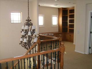 38 Stonemark Dr, Henderson NV  89052-6688 exterior