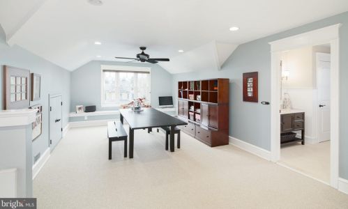 415 Washington Ave, Tavistock NJ 08033-3340 exterior