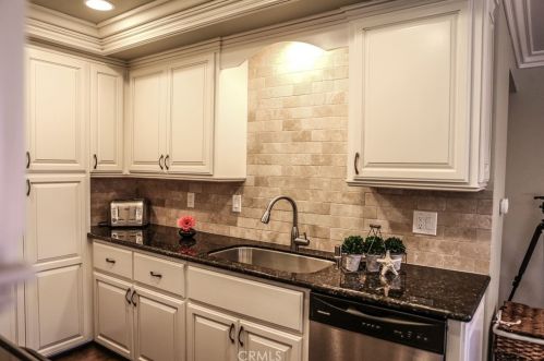 926 Lamark Ln, Anaheim CA  92802-3423 exterior