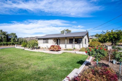 2000 Sanford Rnch Rd, Ukiah CA 95482-5251 exterior