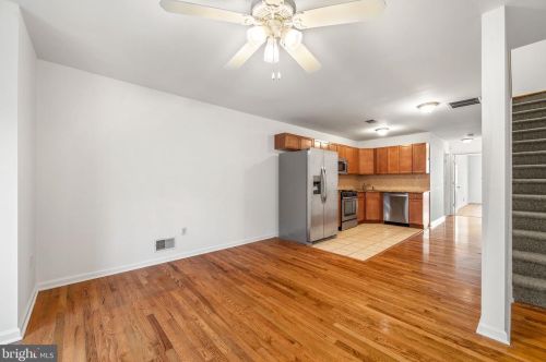 552 11th St, Philadelphia PA  19123-3322 exterior