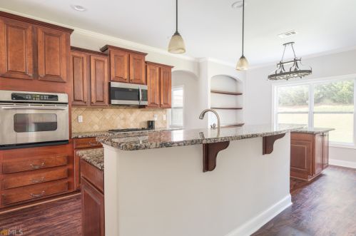 6512 Terraglen Way, Locust Grove, GA 30248-7403