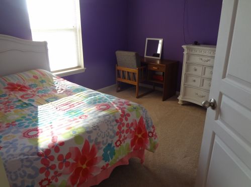 684 Boathouse Rd, Pingree Grove IL  60140-2090 exterior