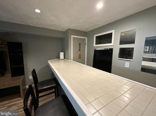 7247 Riding Hood Cir, Columbia MD 21045-5237 exterior