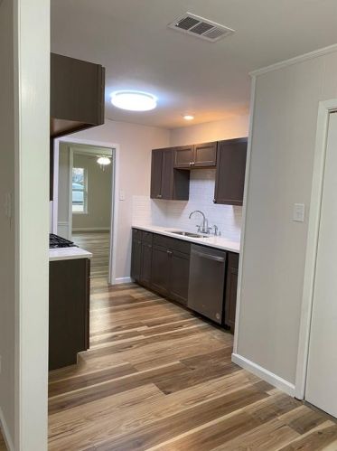 3105 Lafayette St, Corsicana, TX 75110-1380