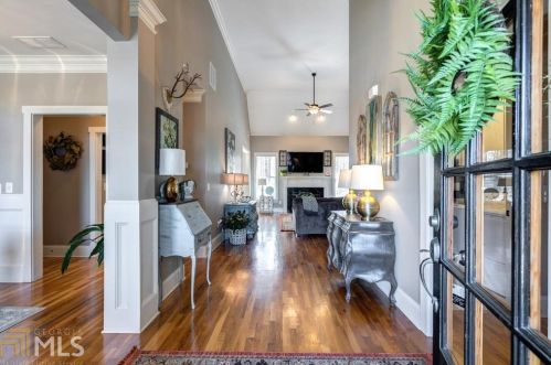 760 Bear Creek Ln, Bogart, GA 30622-5185
