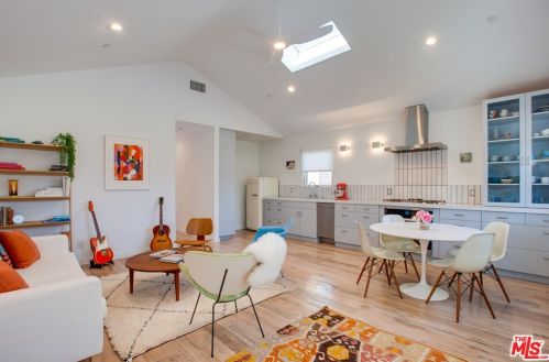 713 Ozone St, Santa Monica, CA 90405-5601