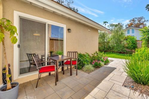 22 Delamesa, Irvine CA  92620-1838 exterior