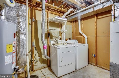 6030 Shepherd Sq, Columbia MD  21044-3132 exterior