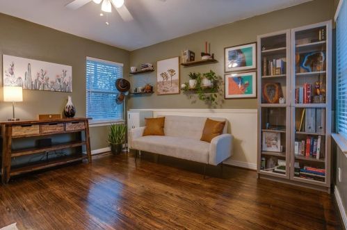 1132 Hampton Rd, Dallas TX 75208-3107 exterior