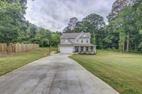 1712 Maddox Ct, Monroe, GA 30656-2720