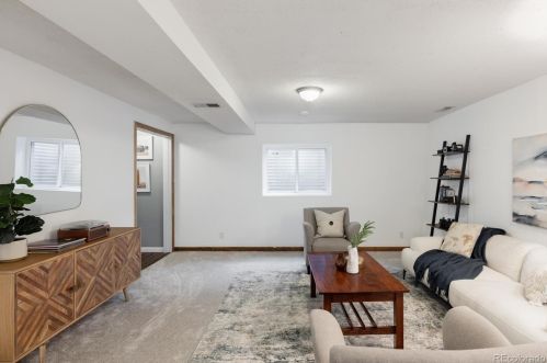 5008 Evanston St, Aurora CO 80014-3920 exterior