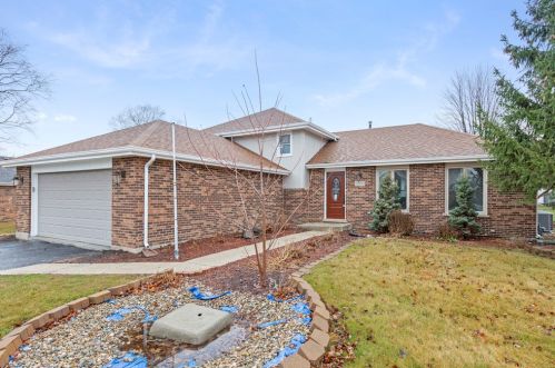 20439 Green Meadow Ln, Frankfort, IL 60423-8732