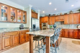 7965 Loftwood Ln, Orange, CA 92867-6516