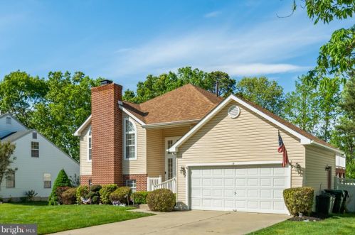 15 Celia St, Erial, NJ 08081-5403