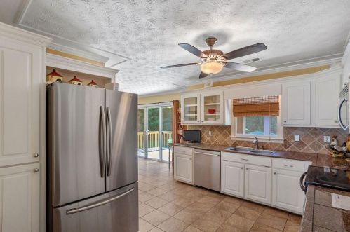 1716 Little Brook Dr, Conyers GA  30094-4000 exterior