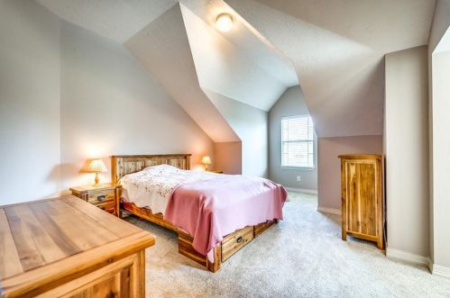 8981 Willow Spg Ln, Conroe TX  77302-3453 exterior