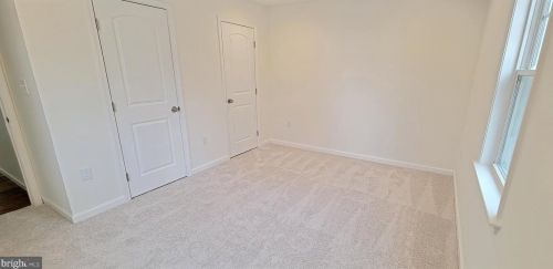 15124 Concord Dr, Woodbridge VA  22193-1640 exterior