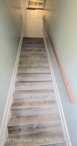 117 White St, Tinton Falls, NJ 07724-4860