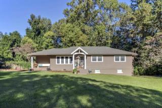 1218 Woodward Park, Athens, TN 37303-2753