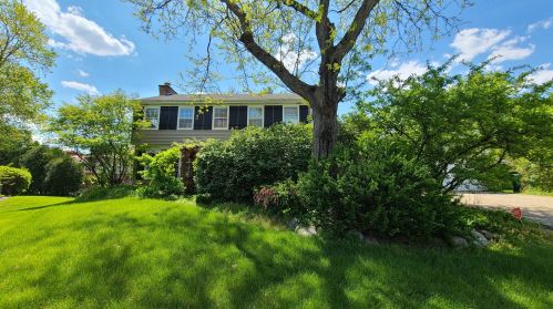 637 Sylvan Ct, Batavia, IL 60510-3295