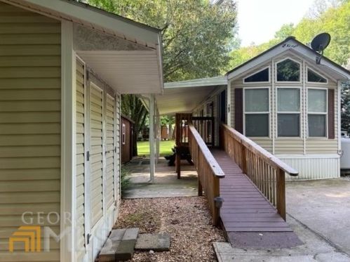 107 Riverside Pl, Cleveland, GA 30528-7297